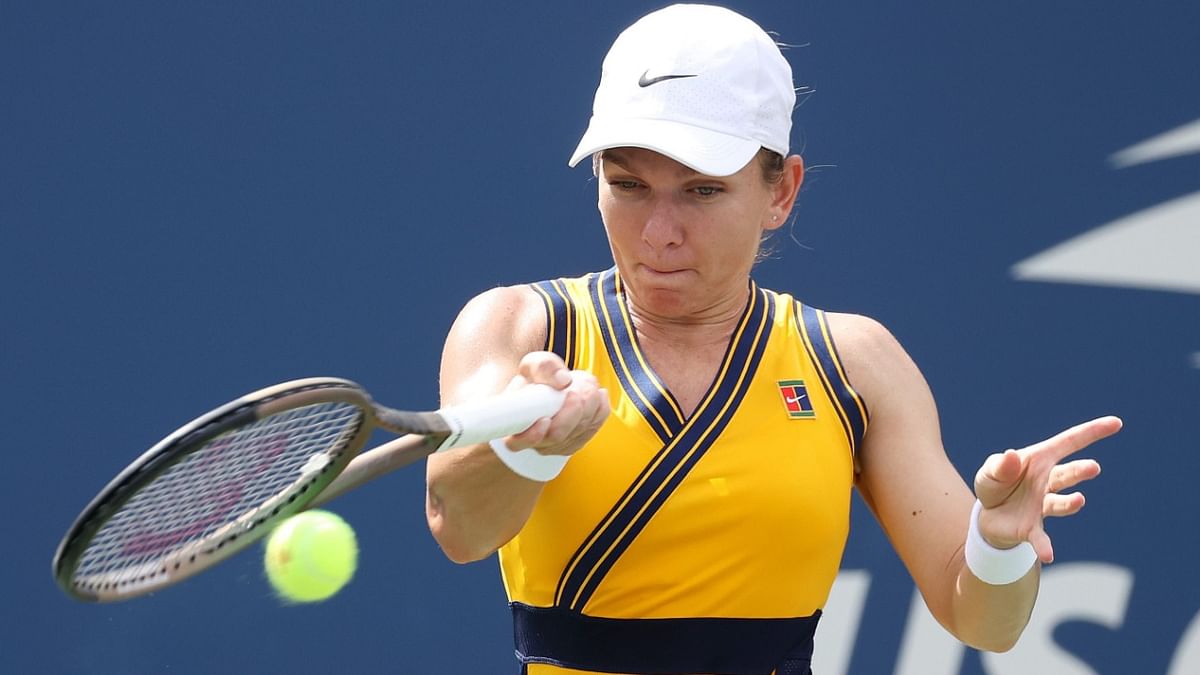 Halep advances at US Open with Osaka, Murray waiting to start