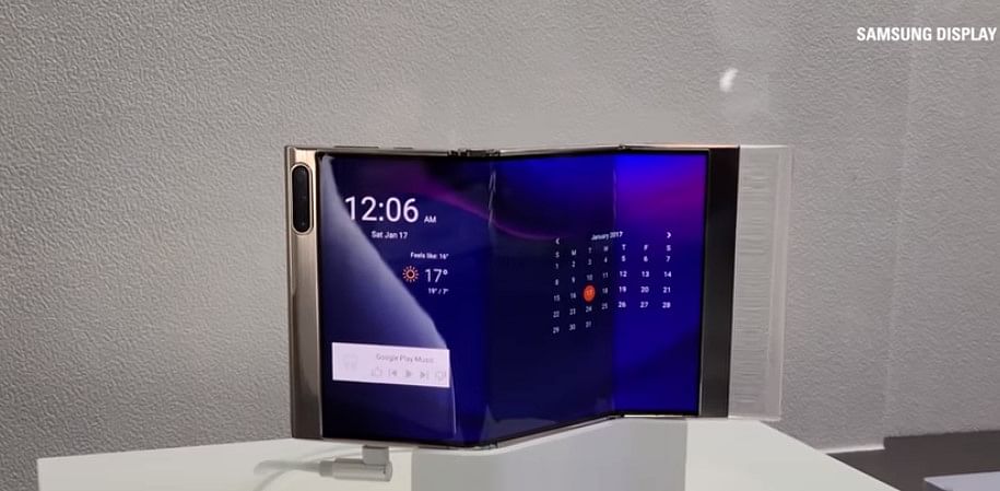 iMiD 2021: Samsung showcases double foldable phone