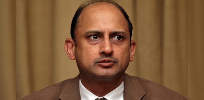 Worried about US normalisation coinciding with RBI tightening on high inflation: Viral Acharya