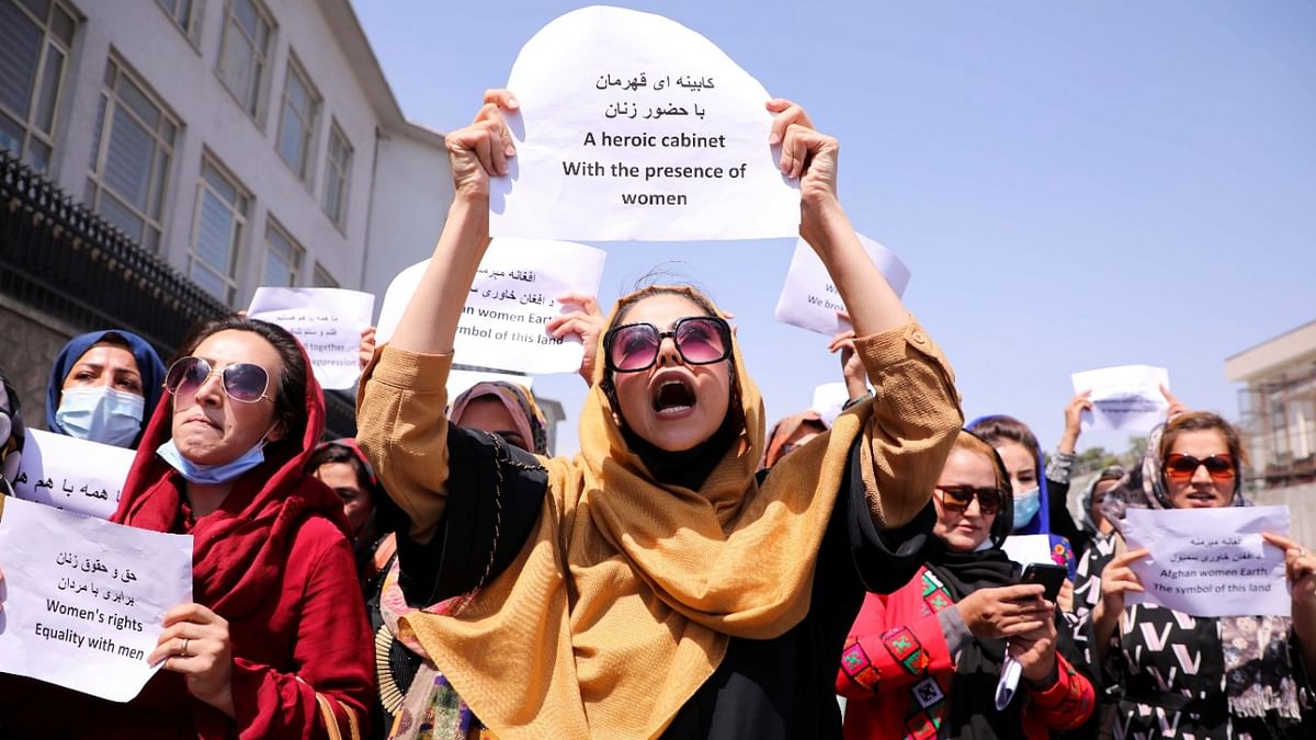 Taliban special forces bring abrupt end to women's protest