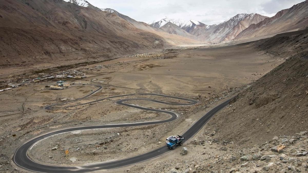 Ladakh admin signs 'historic' MoU with BRO for upgradation of road network