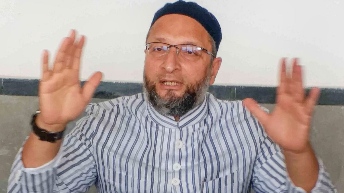 Seers express displeasure over AIMIM referring to Ayodhya by its old name 'Faizabad'