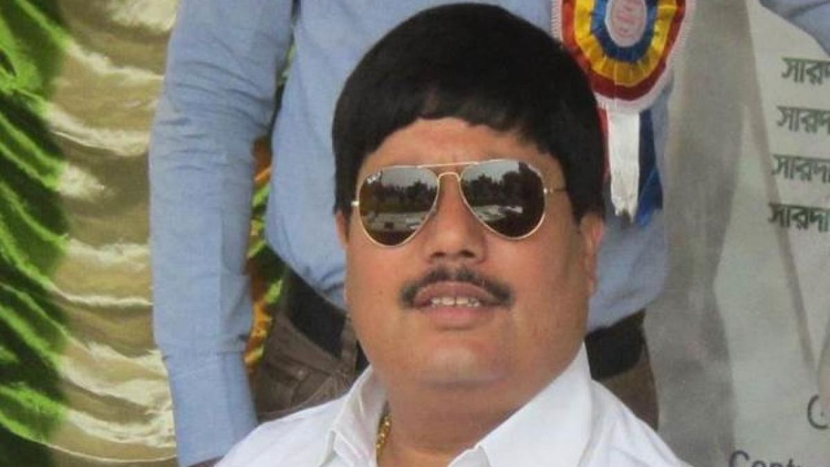 Crude bombs hurled outside BJP MP Arjun Singh's house in West Bengal