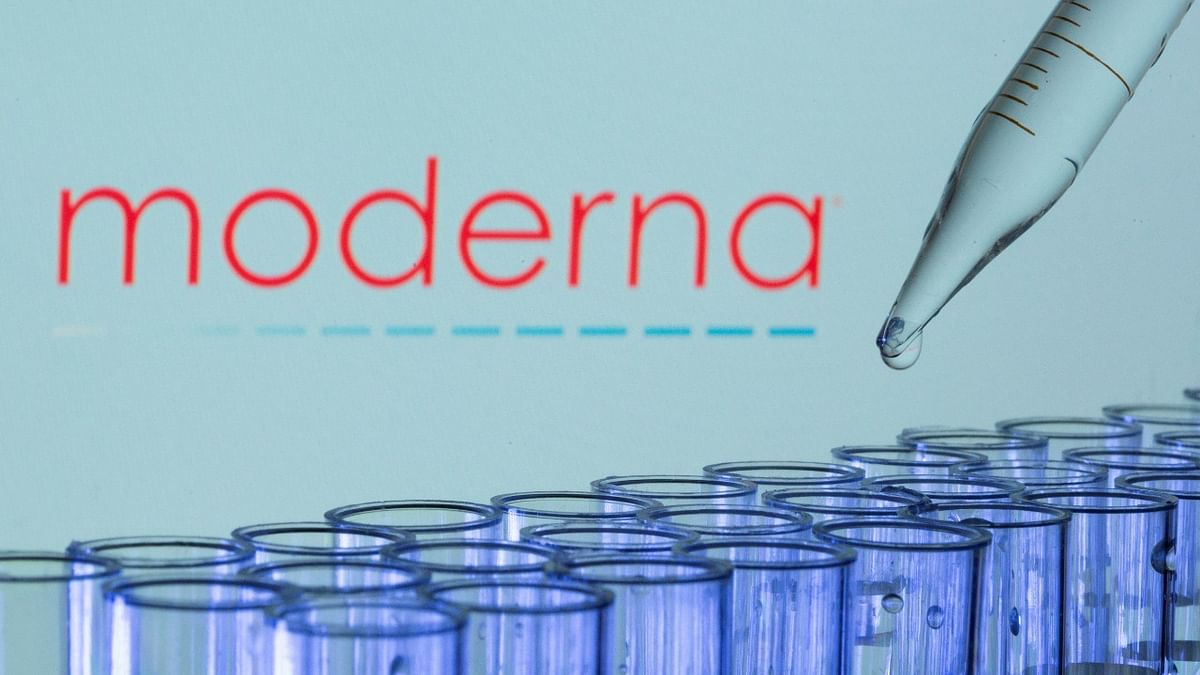 Moderna developing single-dose booster shot for Covid and flu