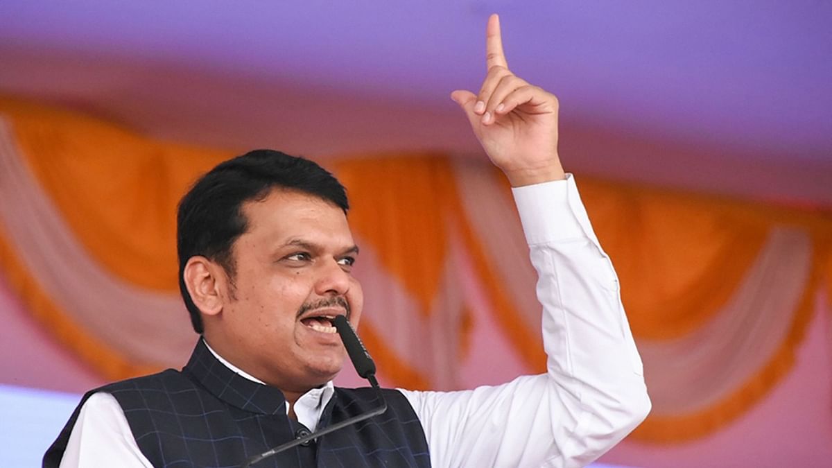 Fadnavis accuses MVA of 'interfering in police department', says cops should be treated with respect