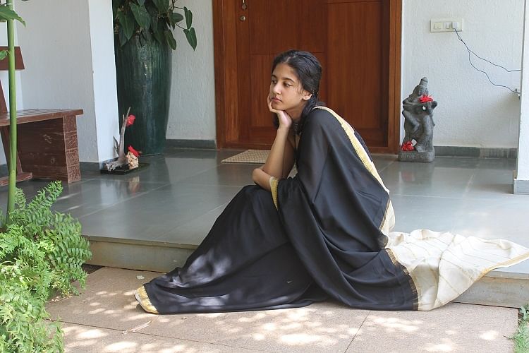 What makes sari a timeless garment