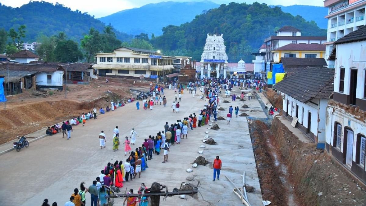 Weekend restrictions at Dharmasthala, Kukke Subrahmanya temples withdrawn