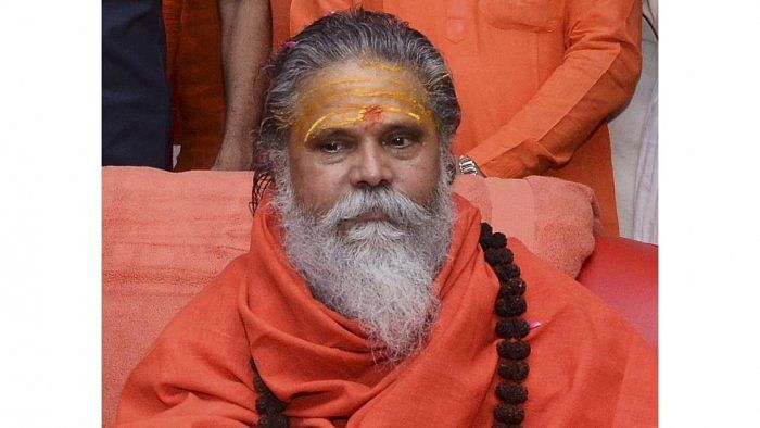 Swami Chinmayanand demands CBI inquiry into death of Mahant Narendra Giri