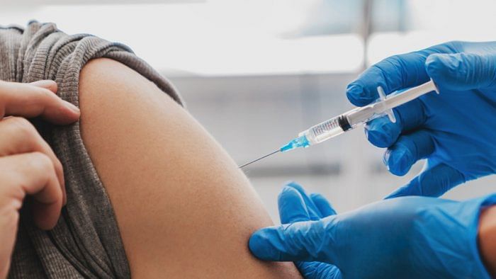 Safe to give Covid-19 shot and flu vaccine at the same time: UK study