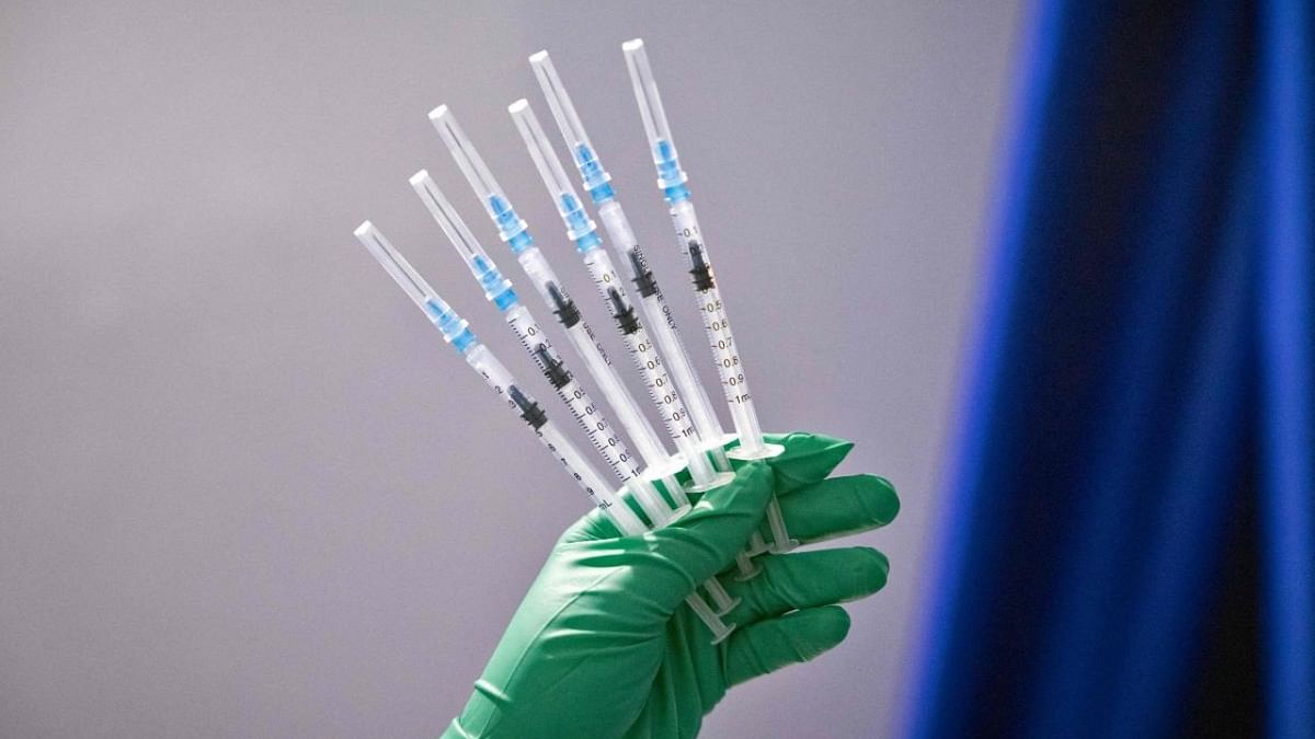 Syringe makers urge government not to restrict export of non-Covid size syringes