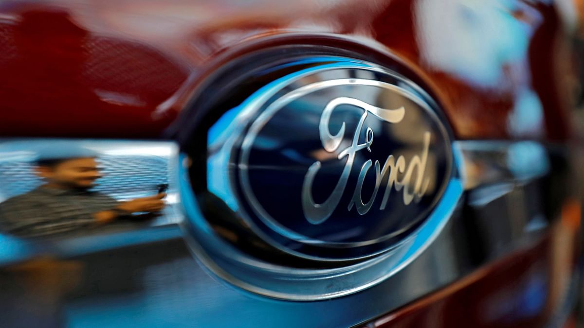 Ford avoids Canadian auto strike with union deal