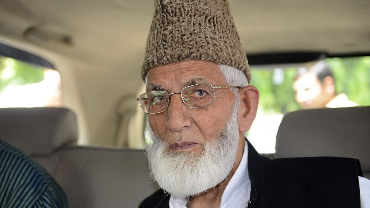 Syed Ali Shah Geelani's grandson sacked from govt service for 'security' reasons