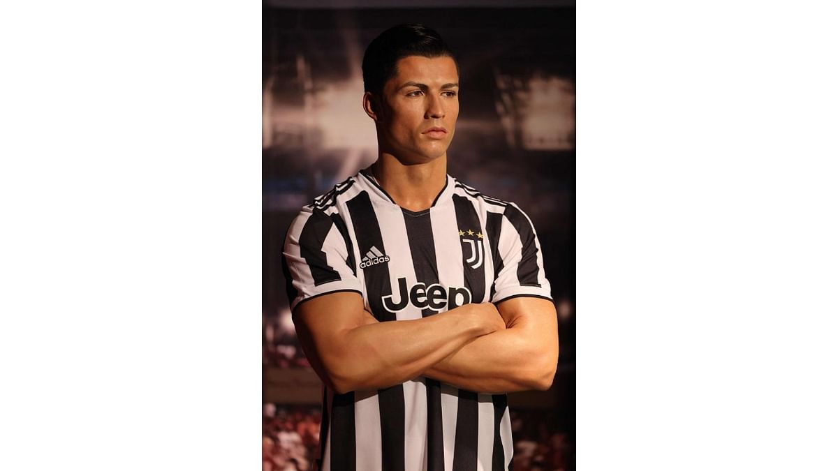 Cristiano Ronaldo wearing 'wrong' shirt at Dubai's Madame Tussauds
