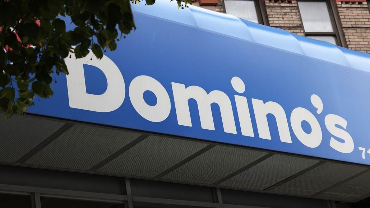 Domino's cuts delivery time to 20 minutes in select locations: Report