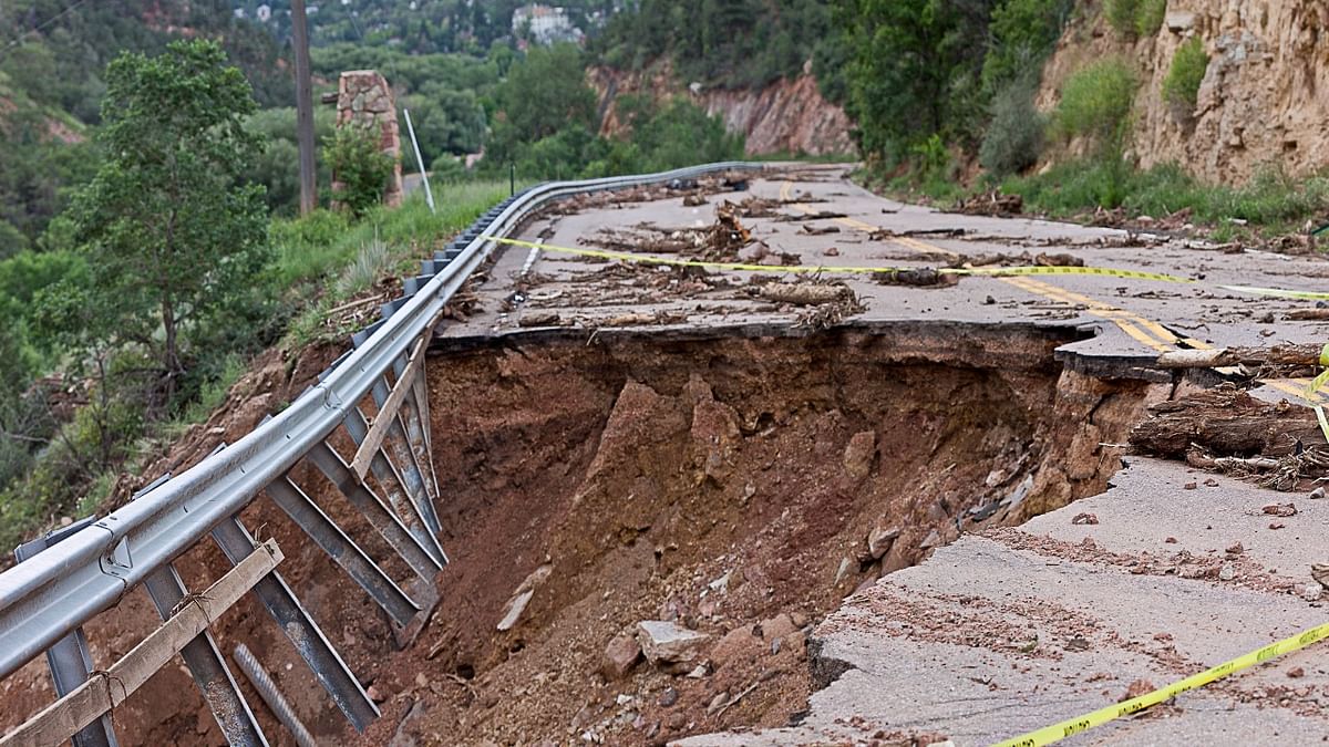 Road atop Chamundi Hill damaged after heavy rainfall