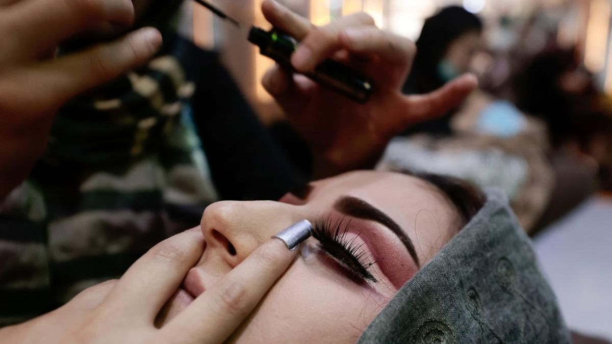 Beauty salon a women's haven in the Taliban's Kabul