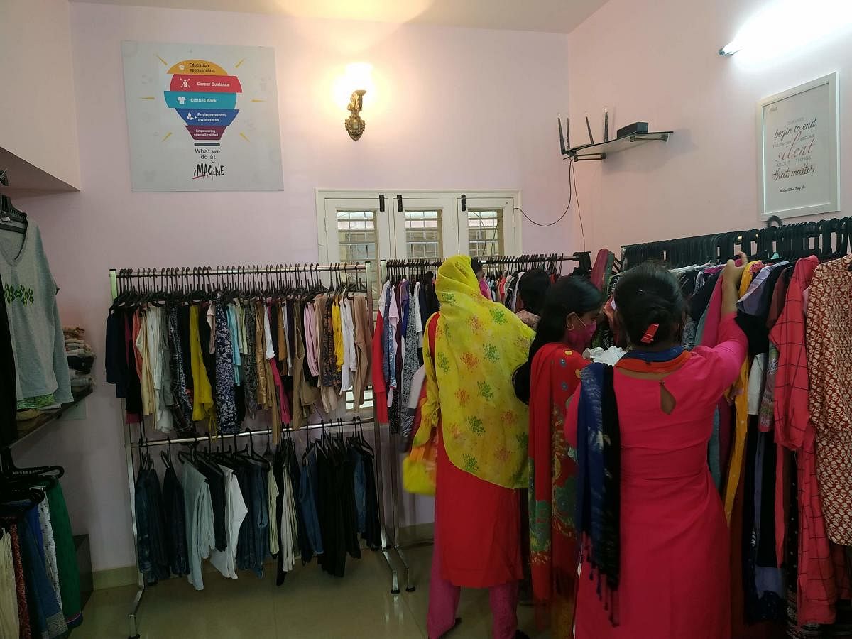 At E-City cloth bank, a garment costs just Re 1