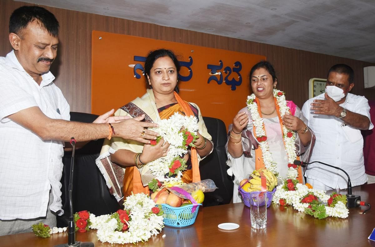 Anitha Poovaiah elected as Madikeri CMC president