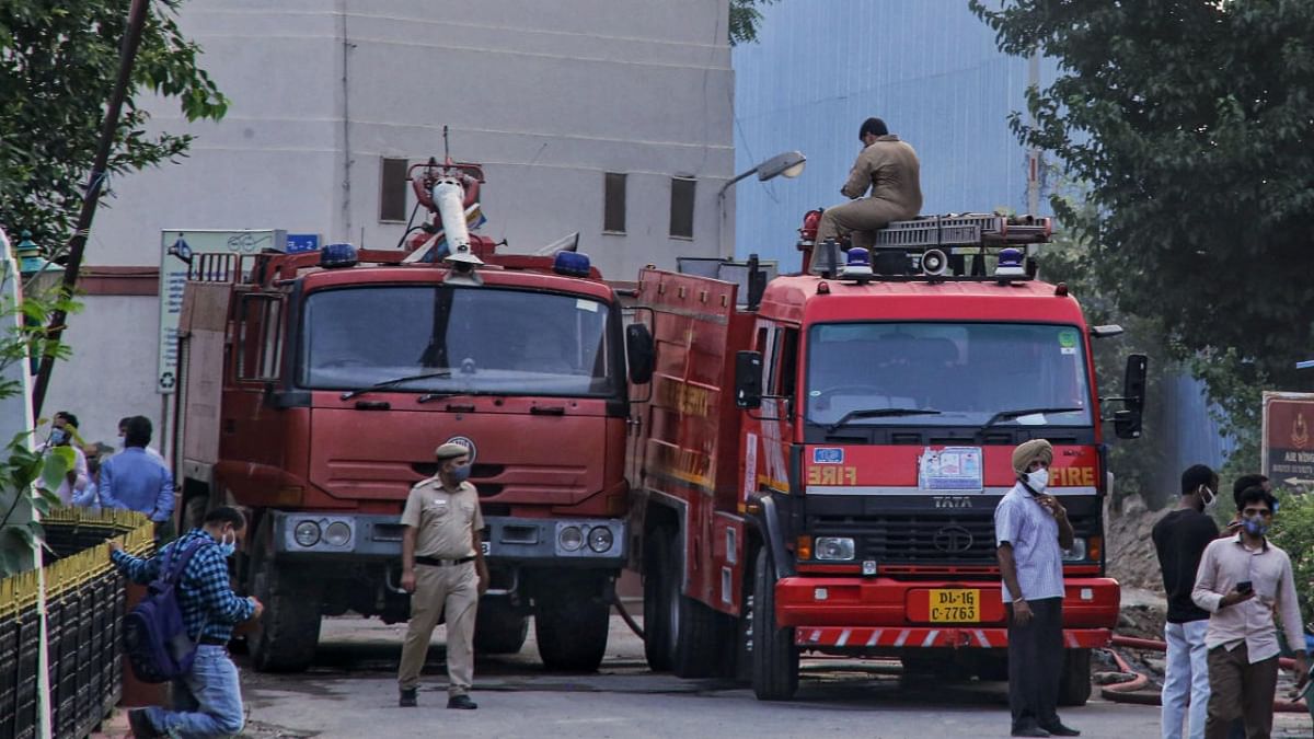 Delhi reports lowest fire-related emergency calls in 15 years this Diwali