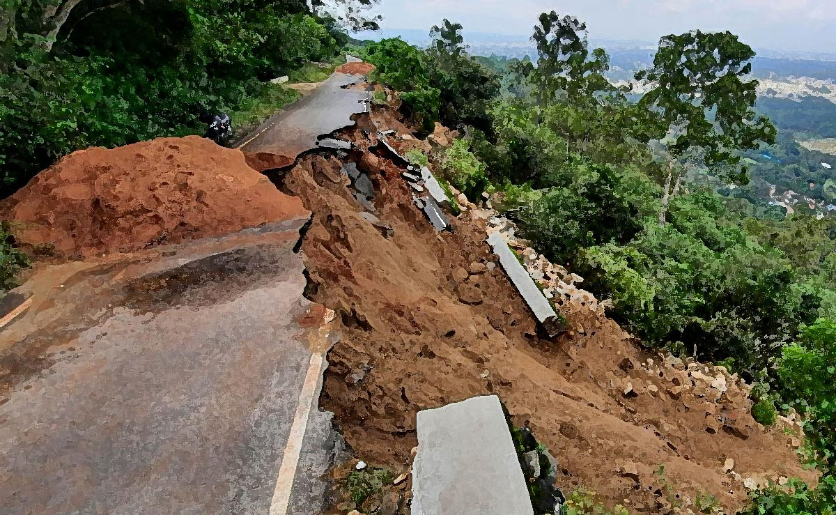 Landslide blocks Ferozepur-Shipki La National Highway