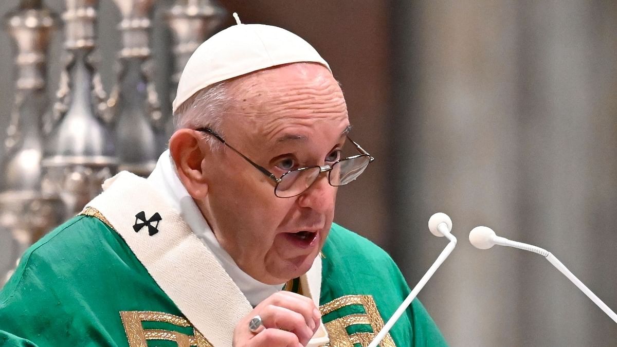 Be courageous, show vision on climate: Pope to politicians