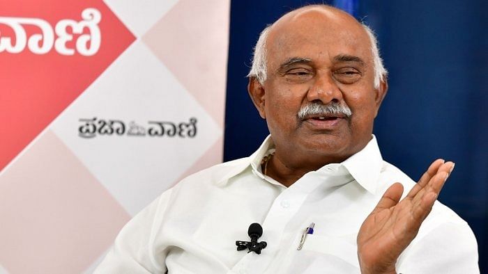 Vishwanath alleges corruption within political parties