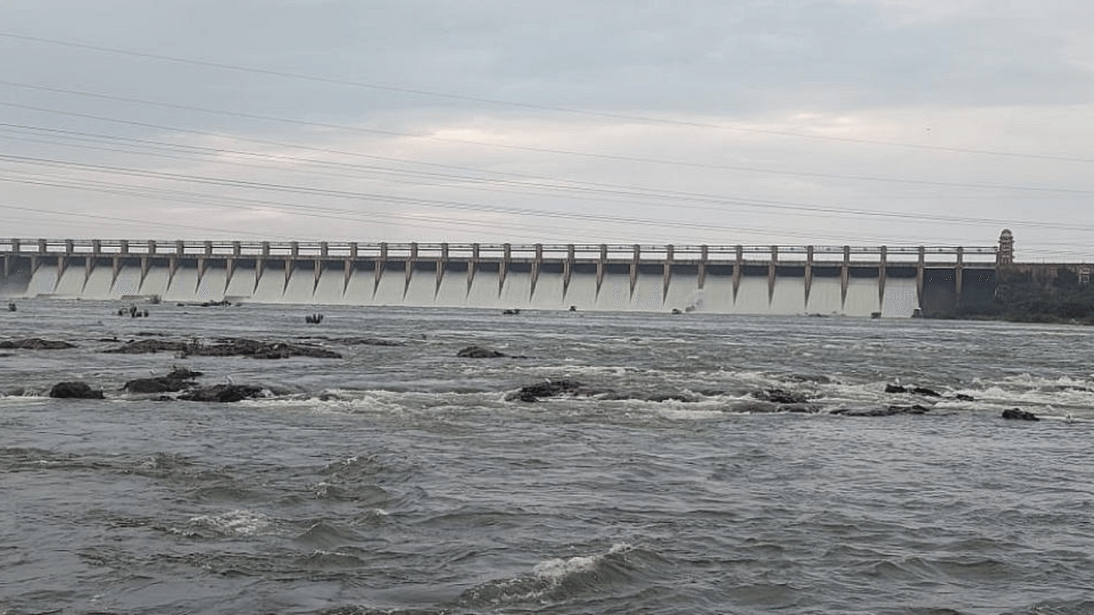 Massive outflow from Tungabhadra dam triggers flood in Karnataka districts