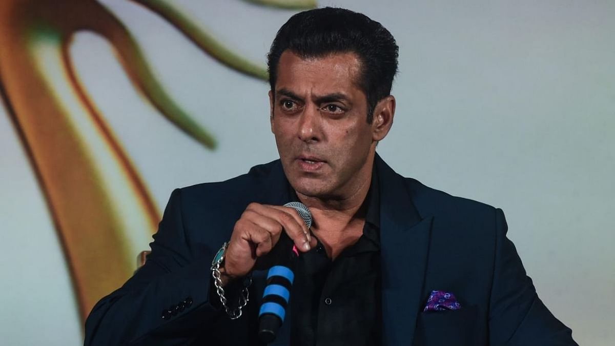 Salman Khan appeals to fans to not burst crackers inside theatres, not waste milk on film posters