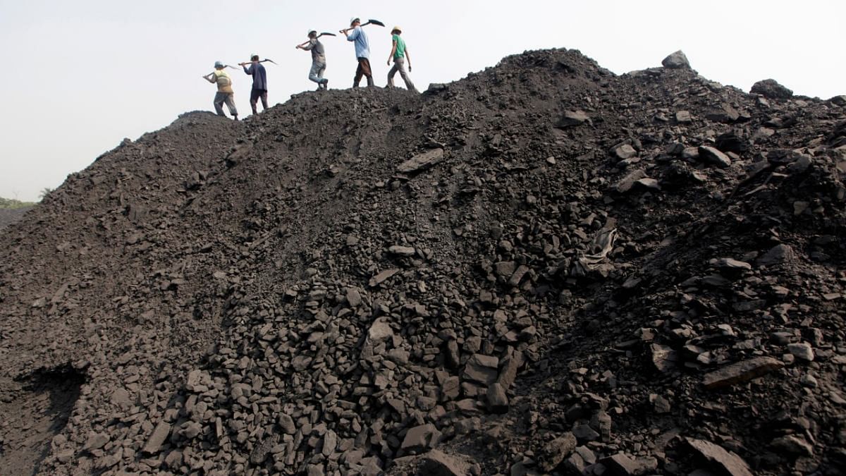 4 people trapped in Jharkhand mine dig way out