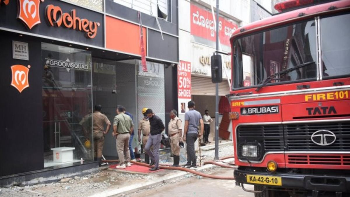 Fire breaks out at store in Bengaluru's Commercial Street; none hurt