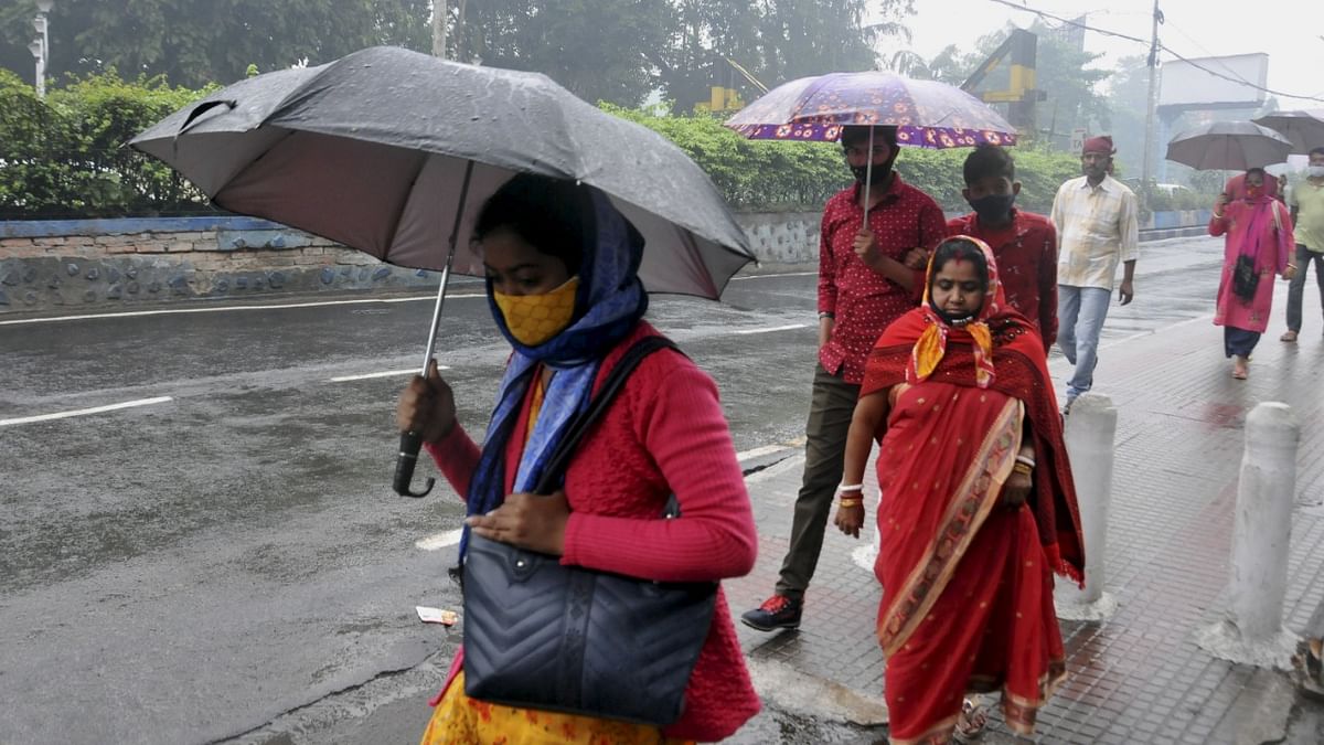 Cyclone Jawad: Bengal govt evacuates thousands in coastal areas; heavy rain likely for two days
