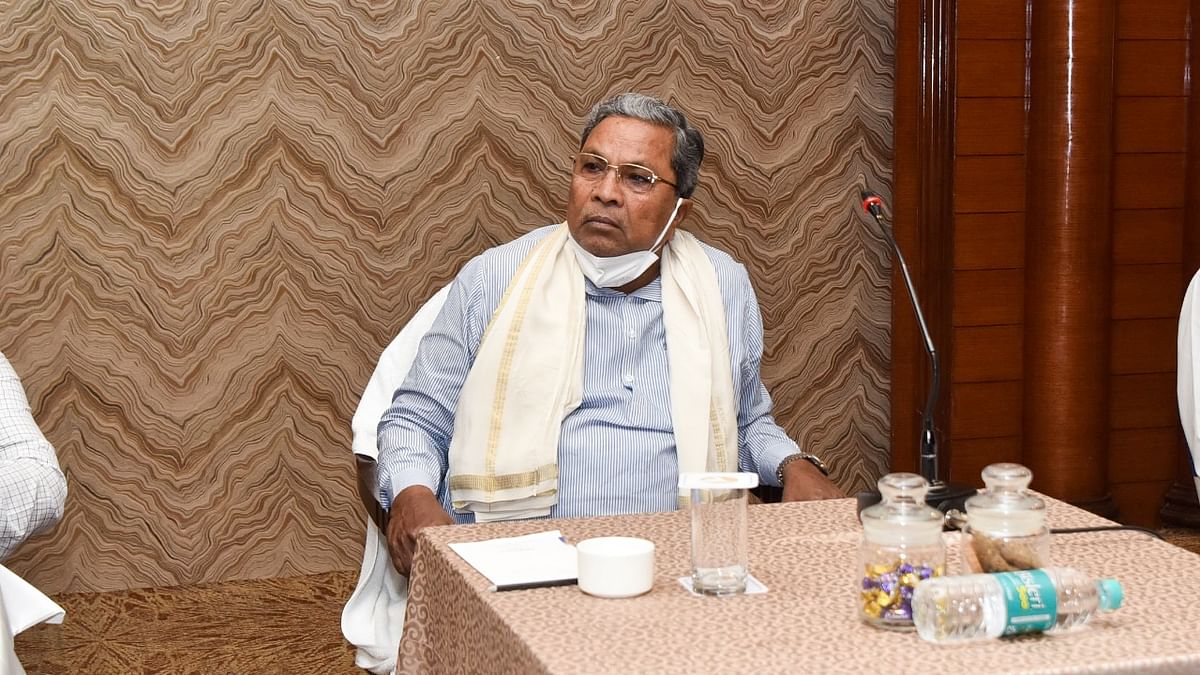 No personal rivalry with Deve Gowda or Kumaraswamy, comments based on issues: Siddaramaiah