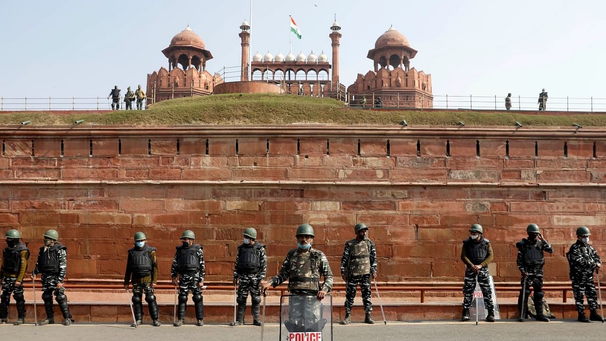 Delhi HC rejects woman's claim to Red Fort