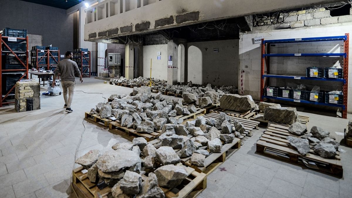 Iraqi museum restores treasures destroyed by jihadists
