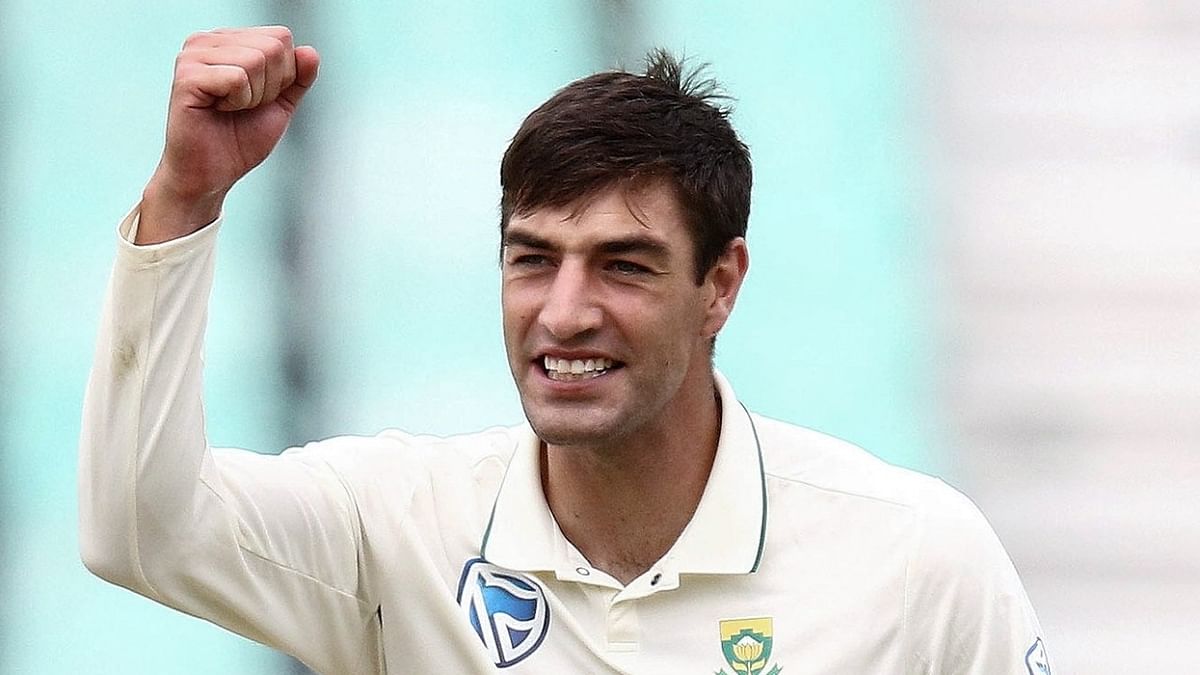Hamstring worry costs Olivier place for India Test