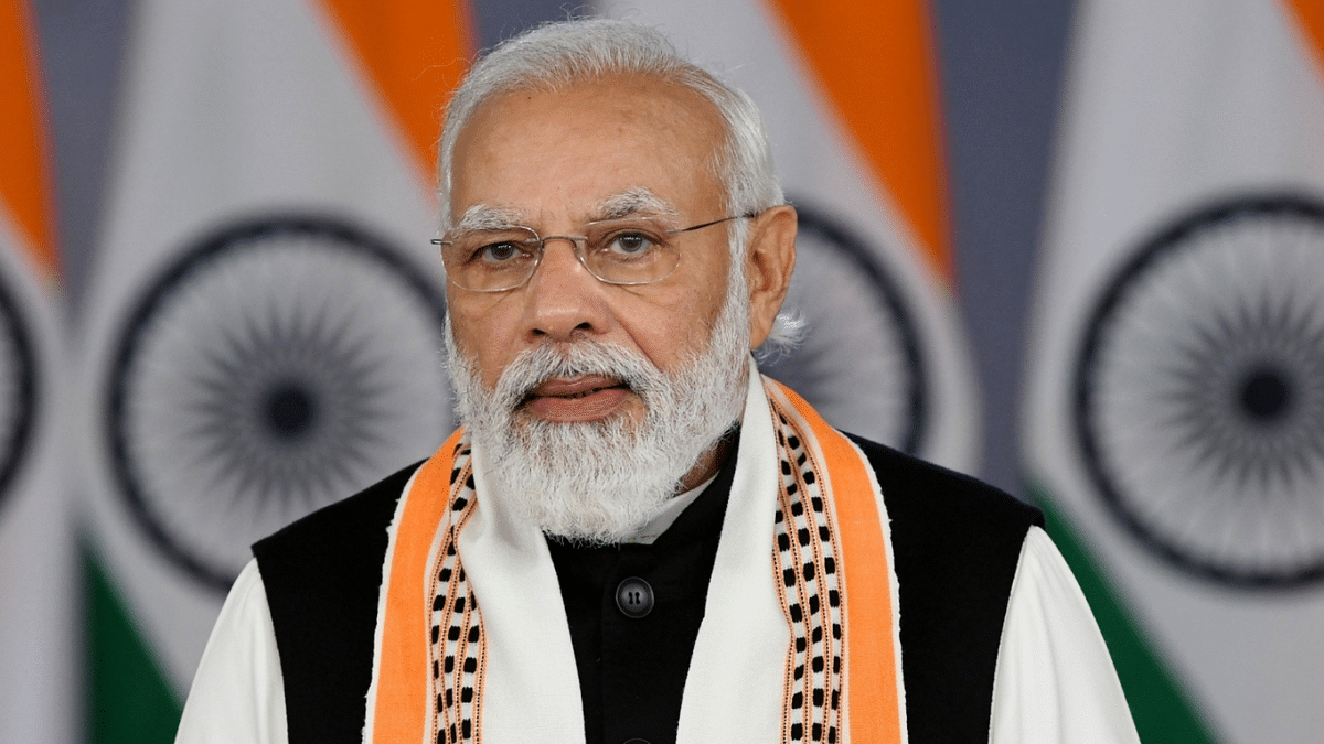 PM targets Congress; says post-1947, new construction took place only for 'few families from Delhi'