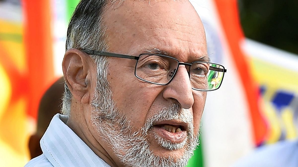 L-G Baijal allows private offices in Delhi to run with 50% staff
