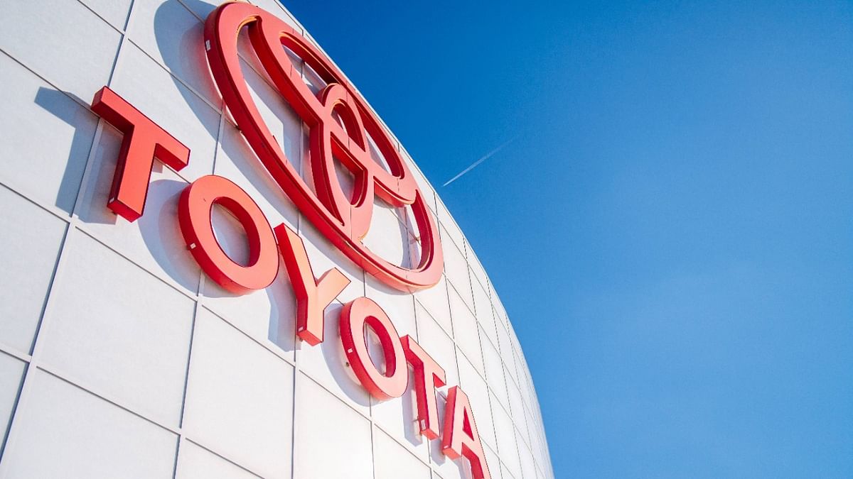 Toyota remains world's biggest car seller, widens lead on Volkswagen