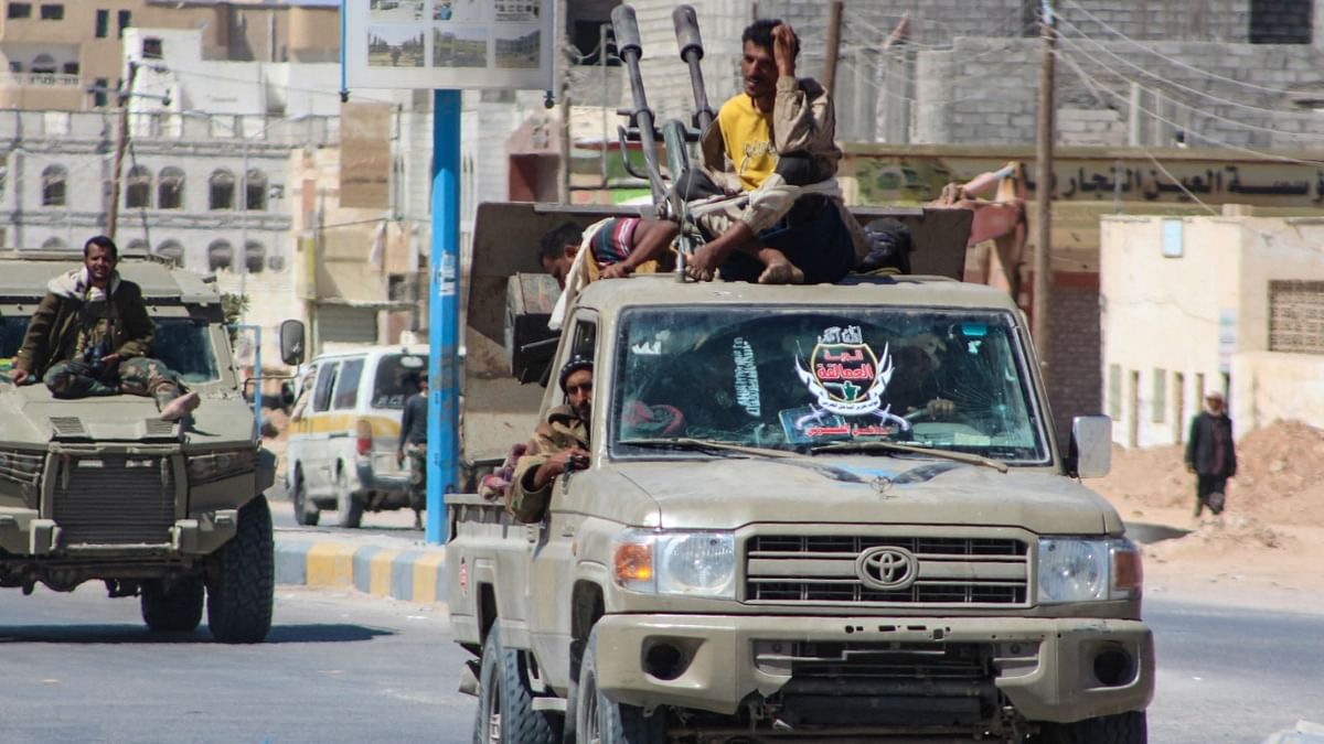 Saudis near Yemen border learn to live with Houthi fire