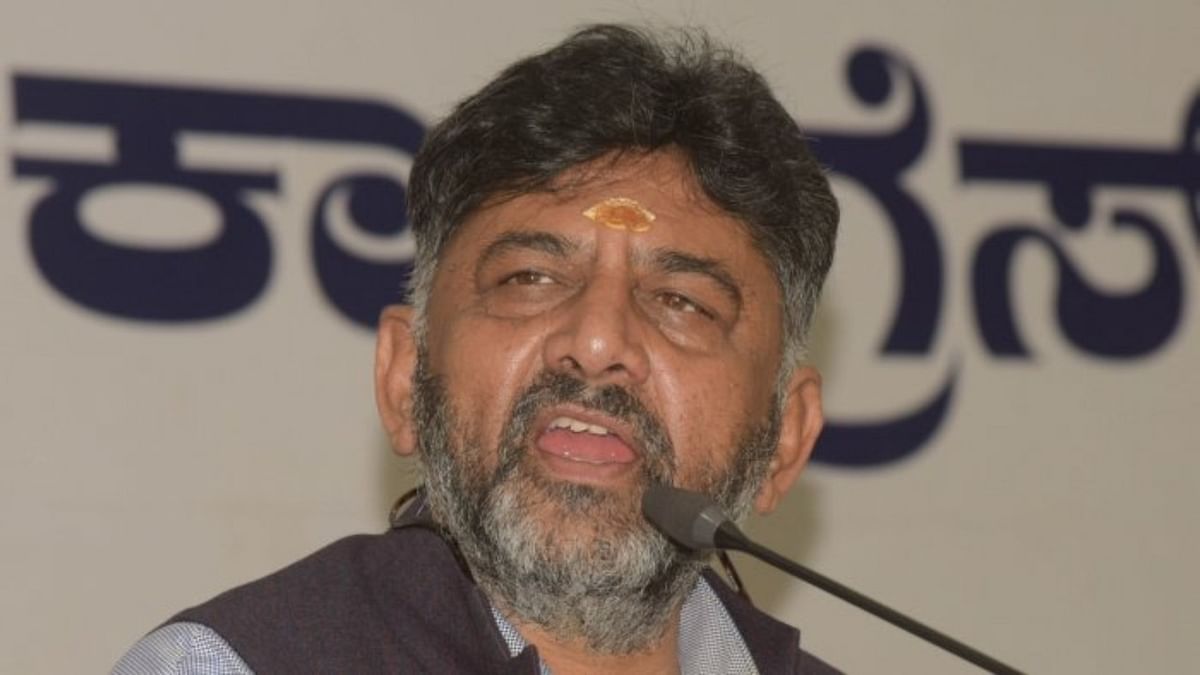 Meeting between Anand Singh, Shivakumar sparks speculation