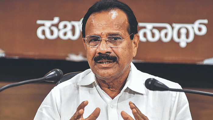Towing of vehicles necessery, don't adopt appeasement politics: Gowda