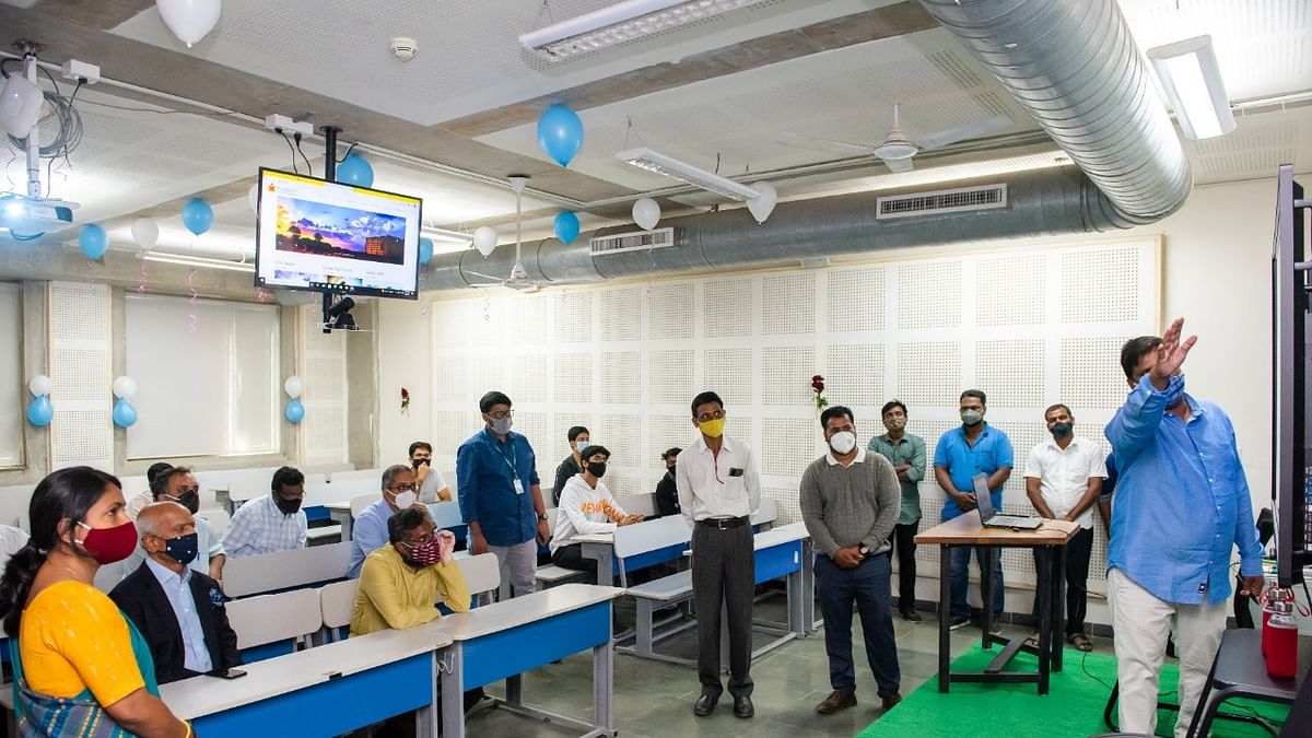 Amid the pandemic, IIT-Hyderabad goes for hybrid classrooms