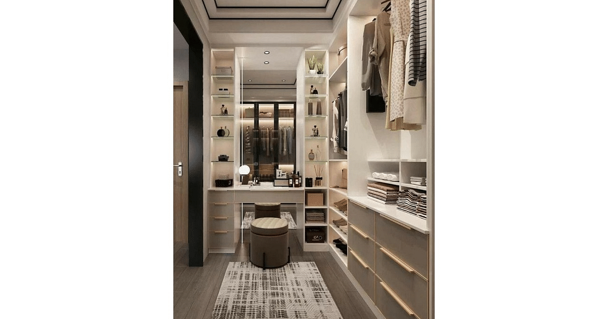 How to set up a walk-in closet
