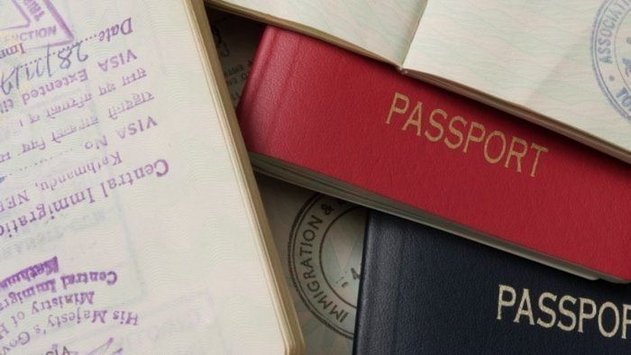 Malta halts 'golden passports' for Russians