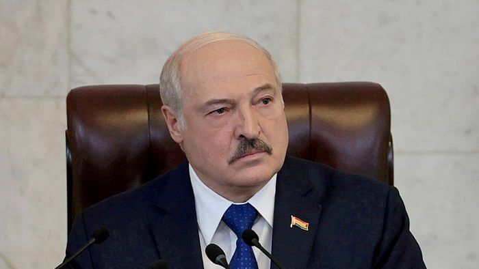 Belarus strengthens air defences along border, Minsk says