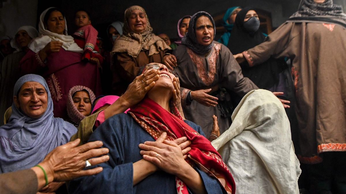 'Why no human rights stories on killings of civilians in Srinagar?'