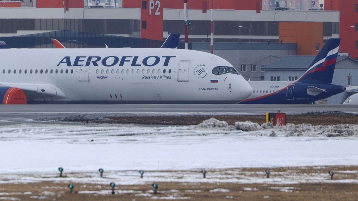 Hundreds of planes are stranded in Russia. They may never be recovered