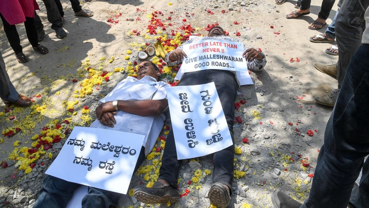 Stay off Sankey Tank! Malleswaram residents protest against concretisation