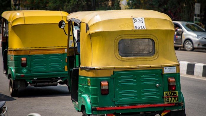 Kerala govt to exempt autorickshaws from 'green tax'