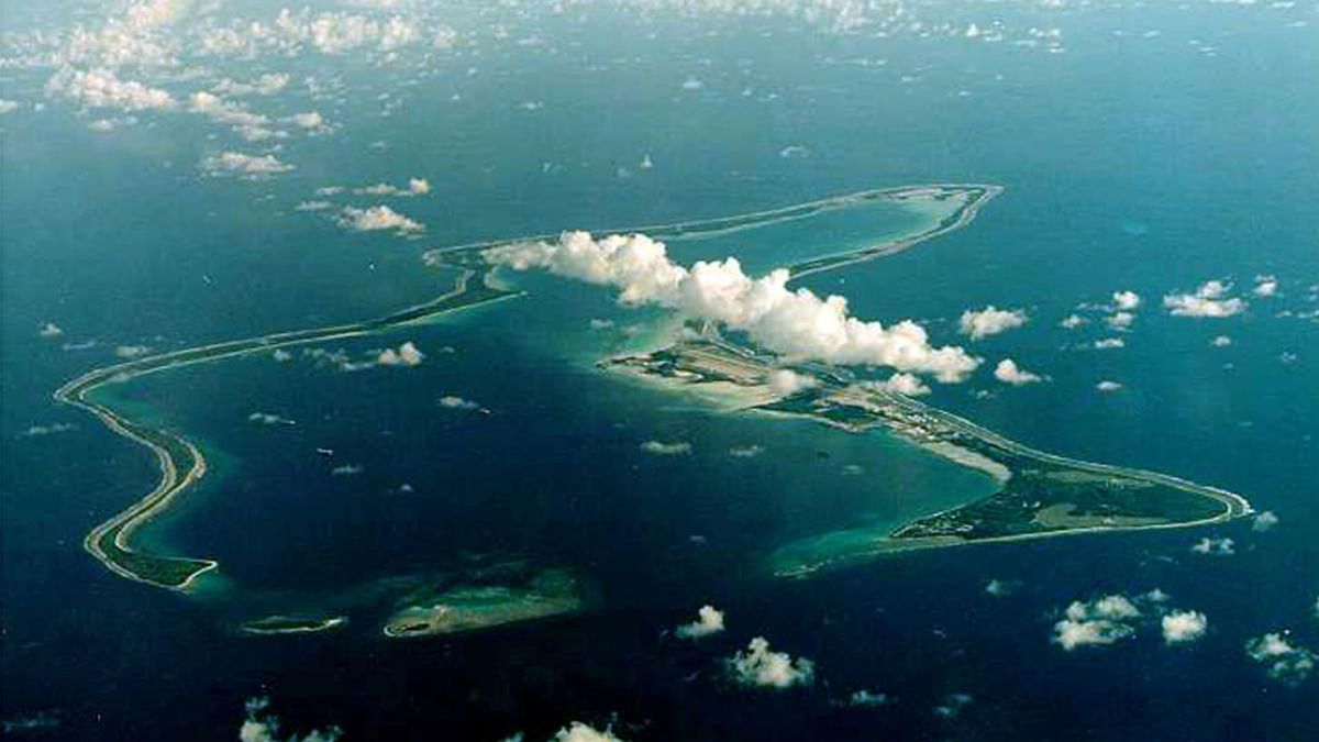 The Chagos archipelago: Between British colonial past, American interests and Mauritian sovereignty 